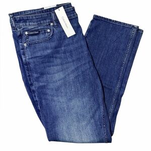 Calvin Klein Men's Slim Fit Straight Blue Jeans